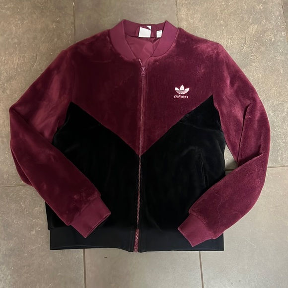Adidas jacket - Picture 2 of 5
